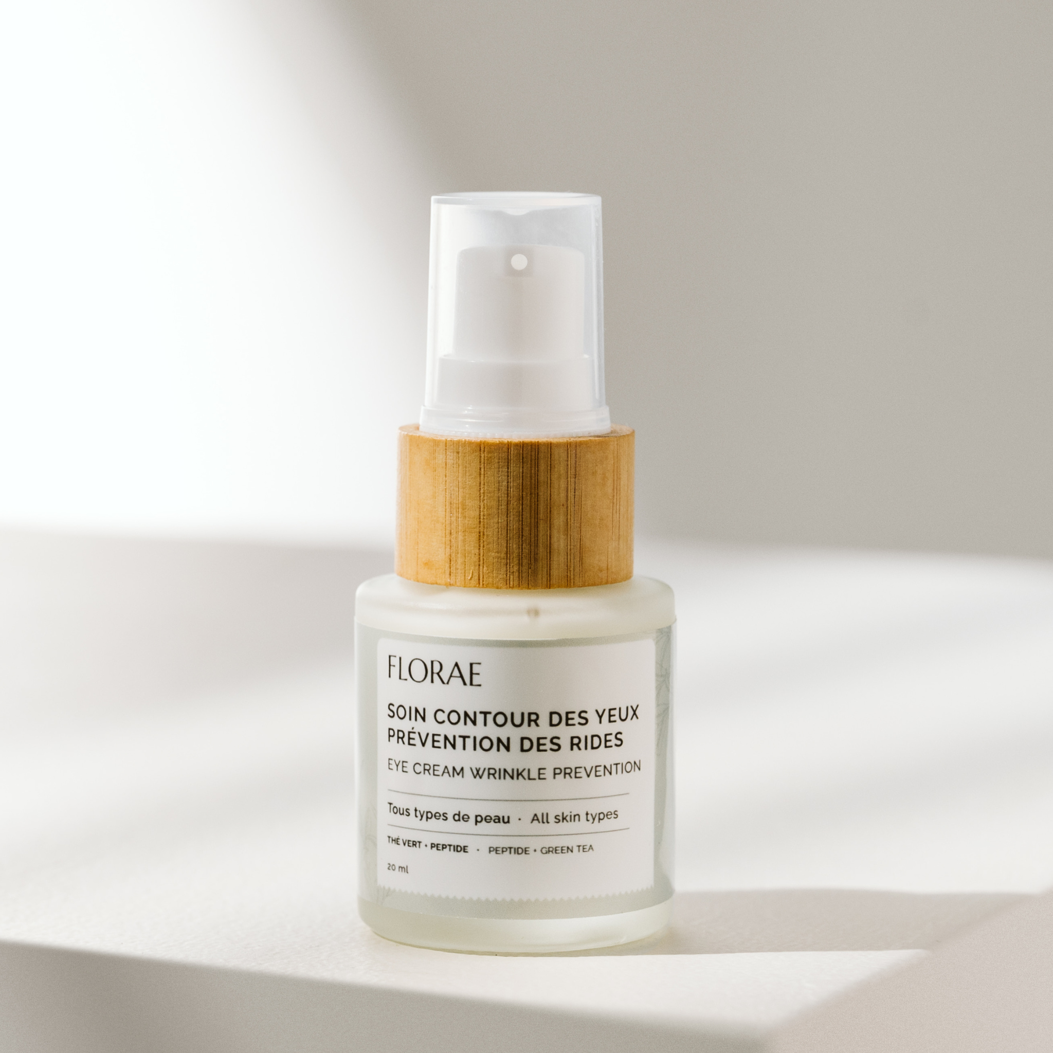 LA RÉGÉNÉRANTE Eye Contour Cream Green Tea Extract