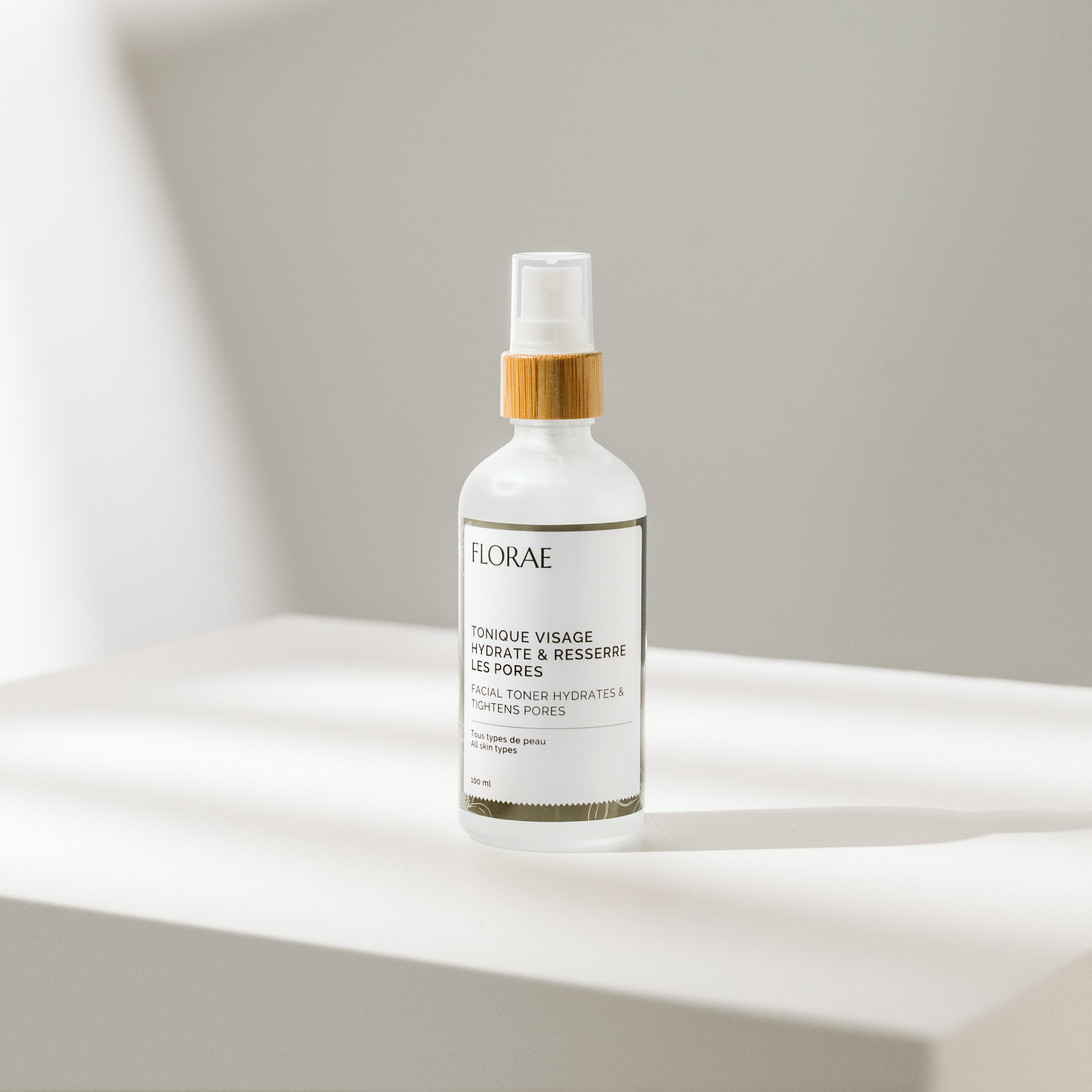 tonique 100% naturel, resserre les pores, hydrate et tonifie la peau du visage.